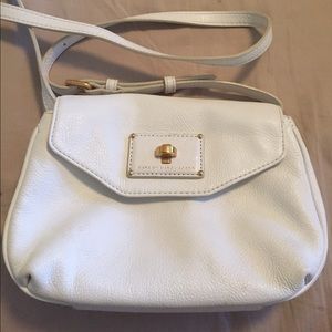Marc by Marc Jacobs cross body white.