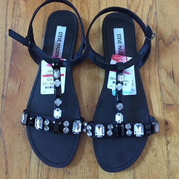 Unused Steve Madden Sandals!