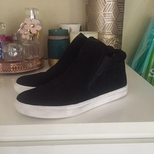 Kenneth Cole black suede high tops