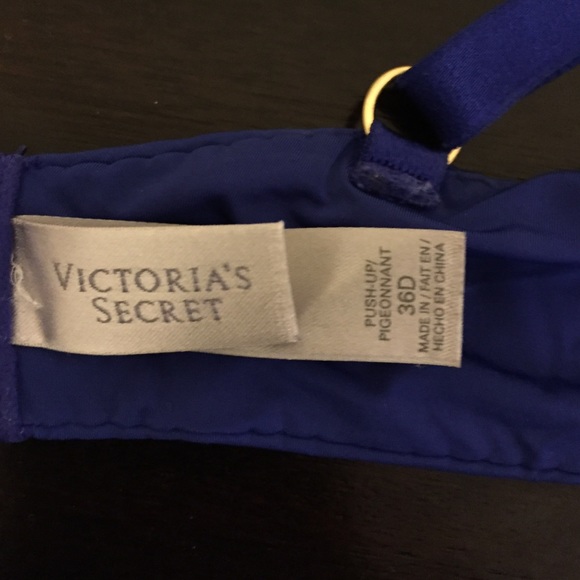 VS blue lace bra - Picture 3 of 3