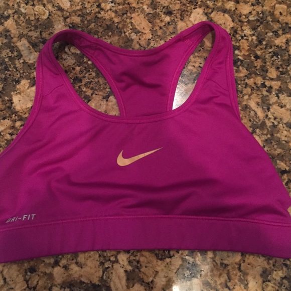 NIKE SPORTS BRA