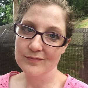 Meet your Posher, Candace