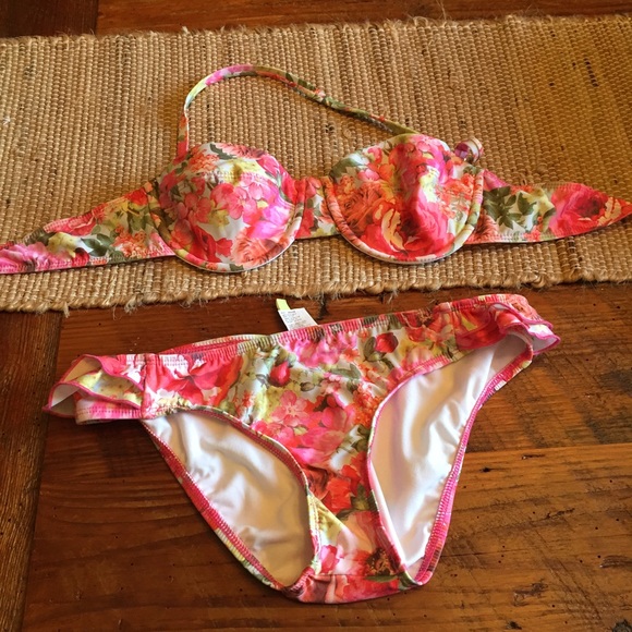 Gianni Bini swimsuit