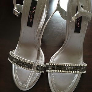 Nina satin heels