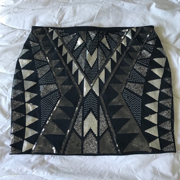 Express beaded and sequin mini skirt - Picture 1 of 3