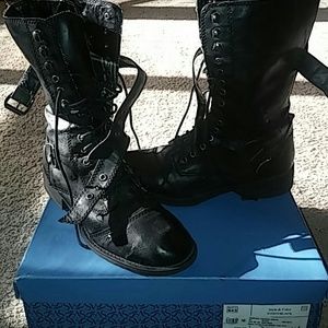 Price firm..Guess Boots