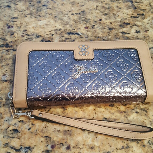 Guess Handbags - Guess wallet