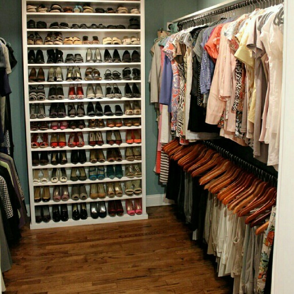 🌴🌴🌴Welcome to my closet🌴🌴🌴 - Picture 2 of 4