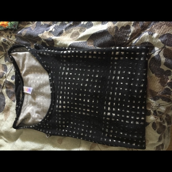 Lularoe classic tee size L