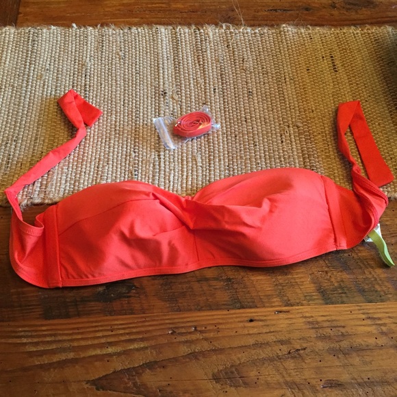 Gianni Bini swimsuit top L
