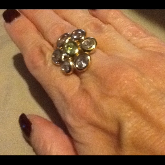 Gold ring with purple and green stones size 7 - Picture 3 of 4