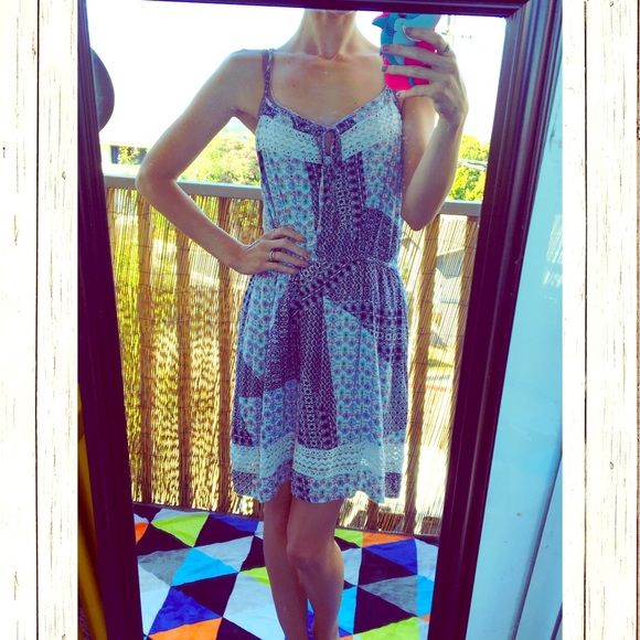 🌸Olive and Oak Patterned Sundress🌸 - Picture 1 of 4