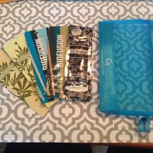 Tanning packets and pouch