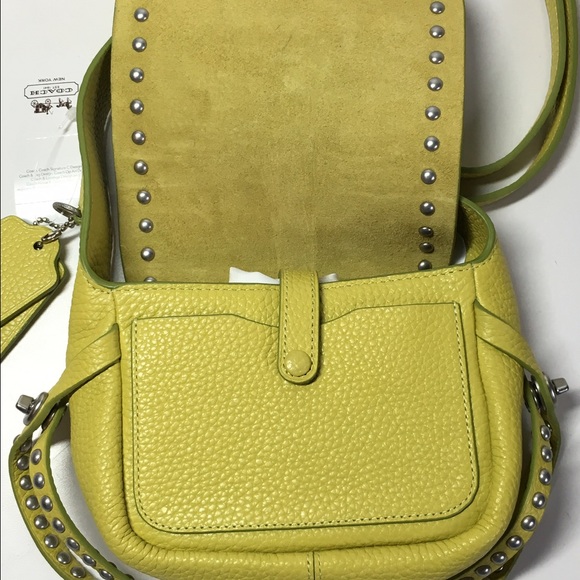 New With Tag ULTRA CUTE COACH Rivets Crossbody bag - Picture 2 of 4