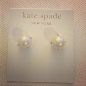 Kate Spade | Pearl Studs