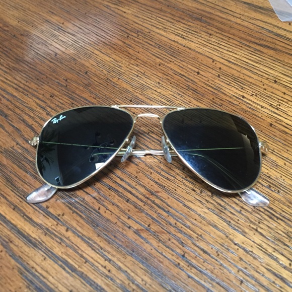 52mm Ray-Ban gold and green aviators