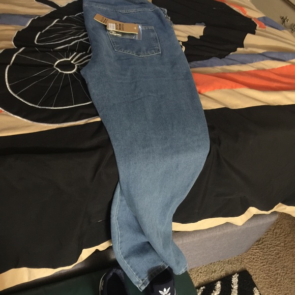 Gorgeous Jean jump suit. - Picture 3 of 4