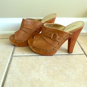 Cognac mules