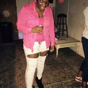 Meet your Posher, Caneshia