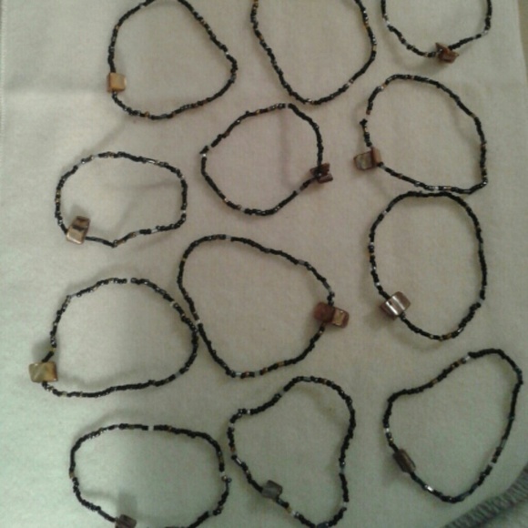12 Stackable Stretch Bracelets - Picture 2 of 4