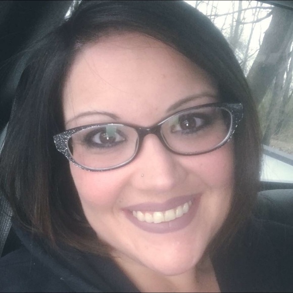 Hi! I'm Justina โ ๏ธ๐ท๐คโญ๏ธ - Picture 2 of 4