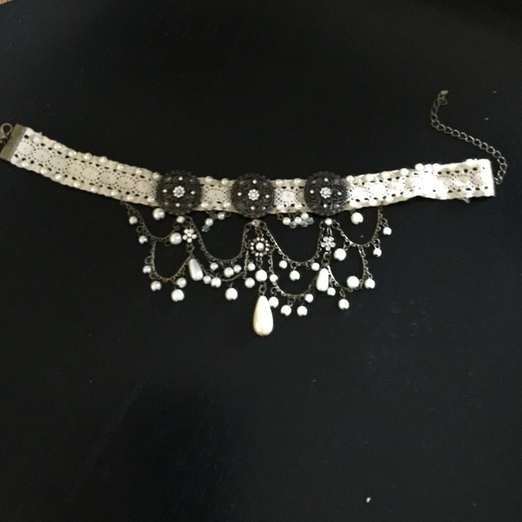 Choker
