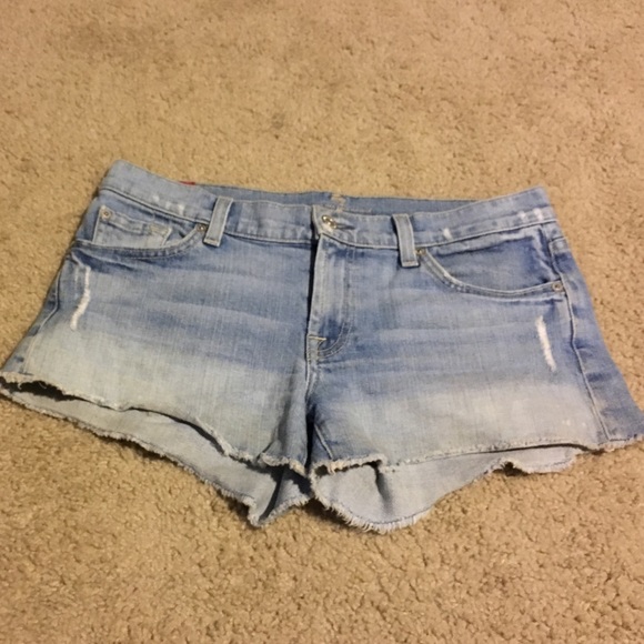 7 For All Mankind - Shorts - Picture 2 of 2