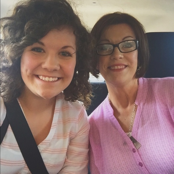 Meet your Posher, Mckenzie - Picture 2 of 4