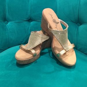 Gold sparkle Wedges sz 10