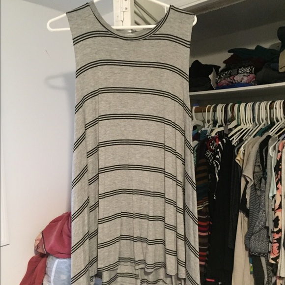 Flowy high low tank