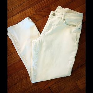 White Ann Taylor Loft Curvy Kick Crop Jeans 6