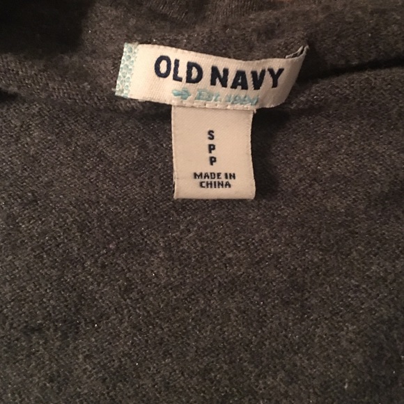 Old navy lightweight sweater - Picture 3 of 4