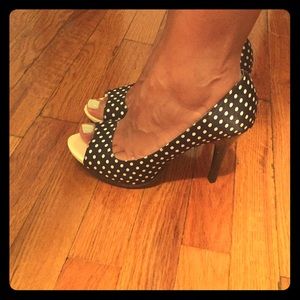 Rampage Peep toe pumps!!!