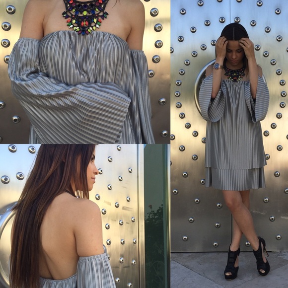 *HPโค๏ธ*Pleated Satin Off the Shoulder Dress๐ - Picture 3 of 4