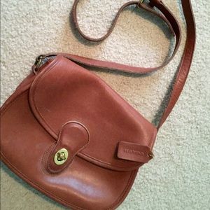 Vintage COACH designer Saddle shoulder bag Tan