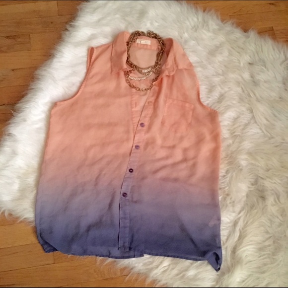 Tops - Ombré sleeveless blouse