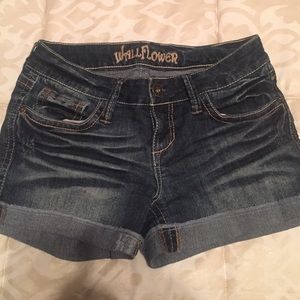 Denim low rise shorts