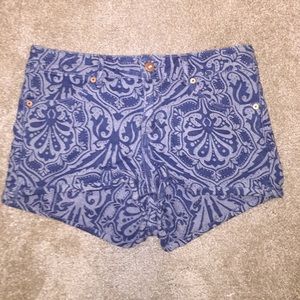High waisted blue denim shorts