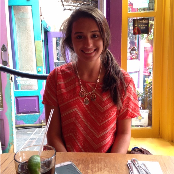 Meet your Posher, Debbie - Picture 1 of 1