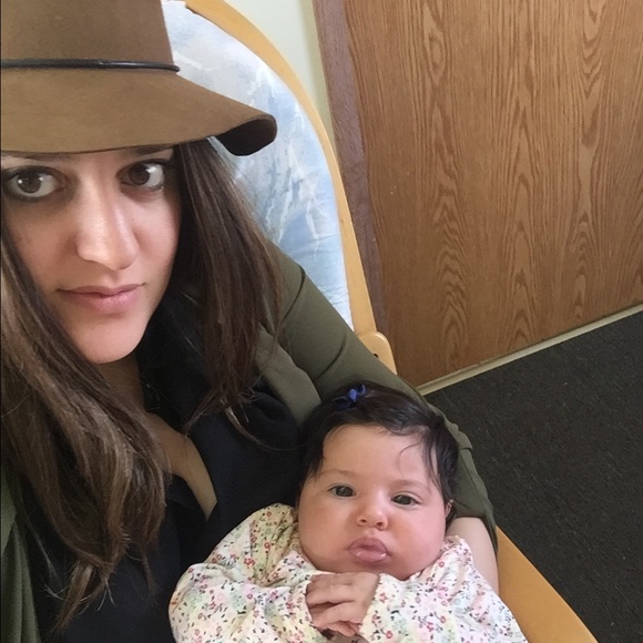Meet your Posher, Doris - Picture 1 of 1