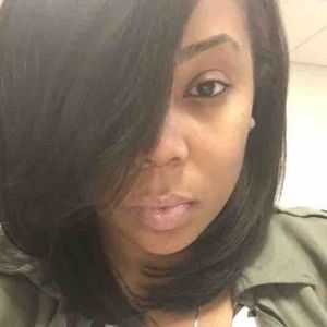 Meet your Posher, Kanisha