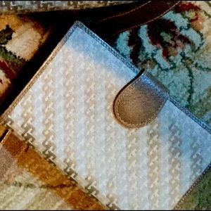 GUCCI wallet. Vintage. Authentic. Bifold