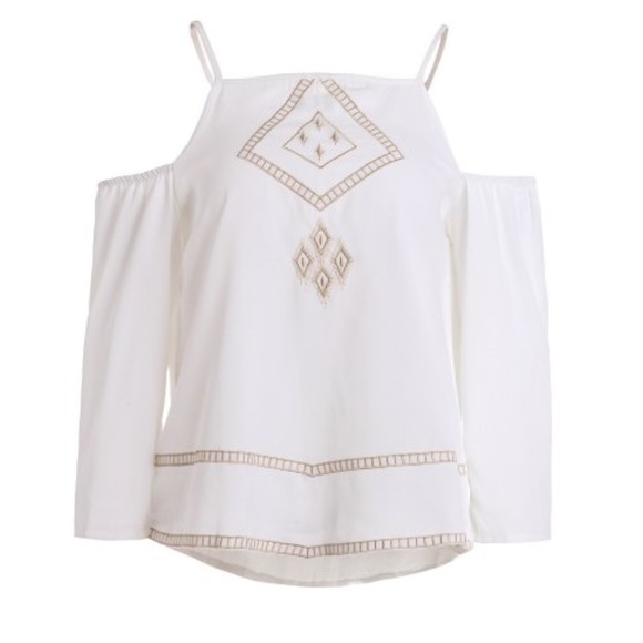 ✨1 LEFT✨ cold shoulder embroidered top - Picture 3 of 3