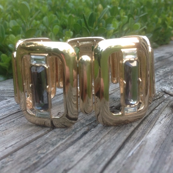 Gold Rhinestone Bracelet - Picture 4 of 4