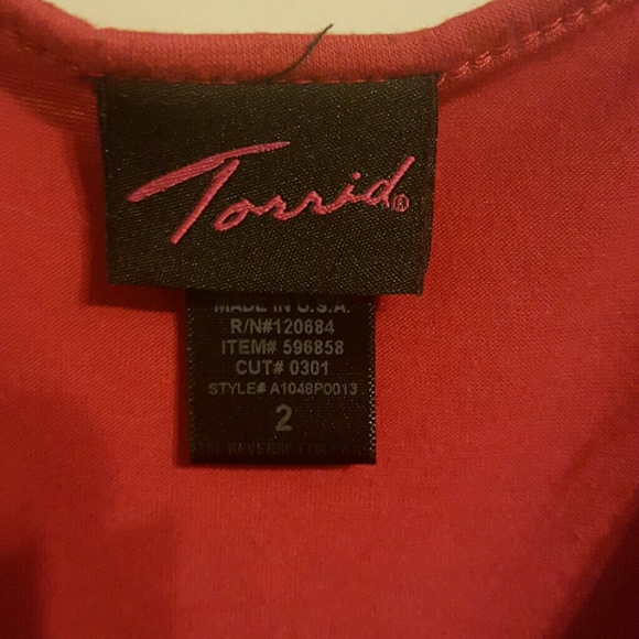Torrid red ruffle zipper top - Picture 4 of 4