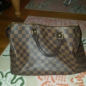 Authentic Louis Vuitton speedy bag