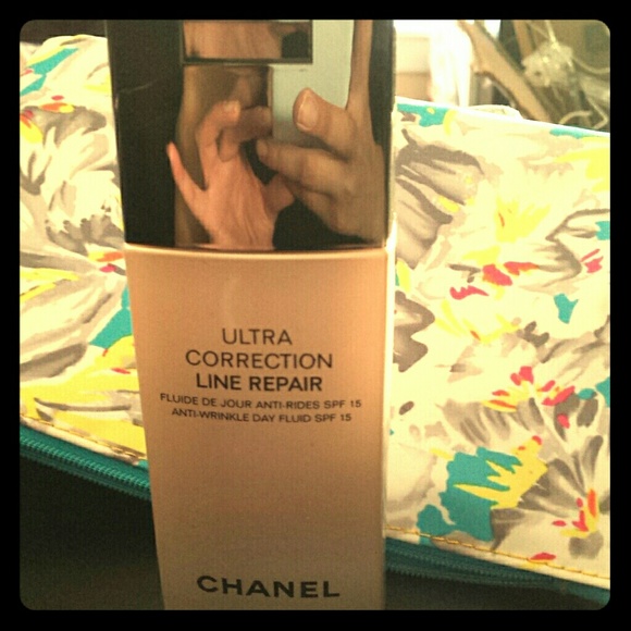 Chanel ultra correction line repair new!