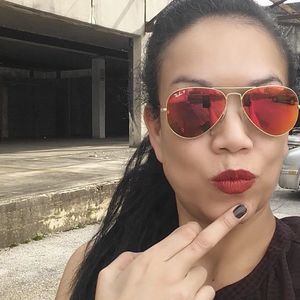 Meet your Posher, Marce