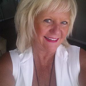 Meet your Posher, Phyllis