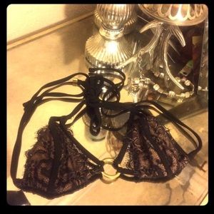 Beach bunny bikini top Gunpowder and lace top (s)